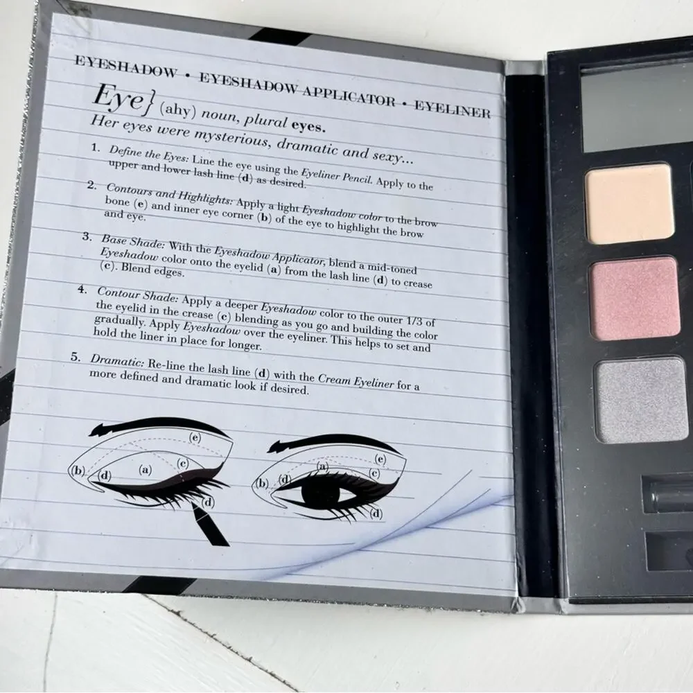 ELF Cosmetics Smoky Eye Shadow & Liner Palette   New in Package